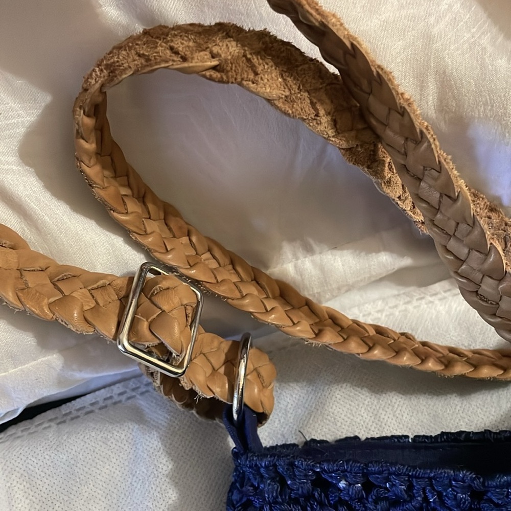 Chico’s fringe crossbody bag - Picture 6 of 7